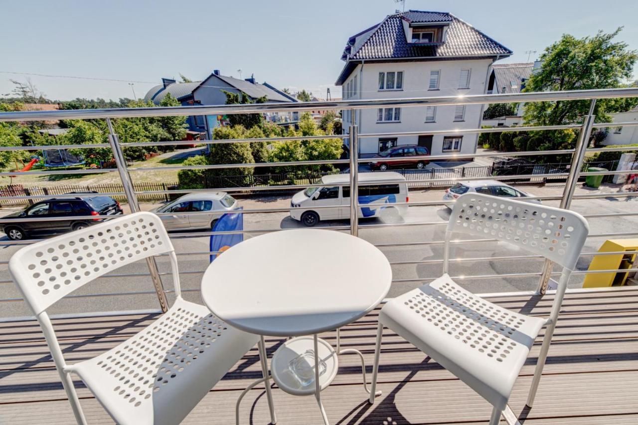 Pod Winogronem - Apartamenty Z Basenem I Wyzywieniem Pobierowo Exterior photo
